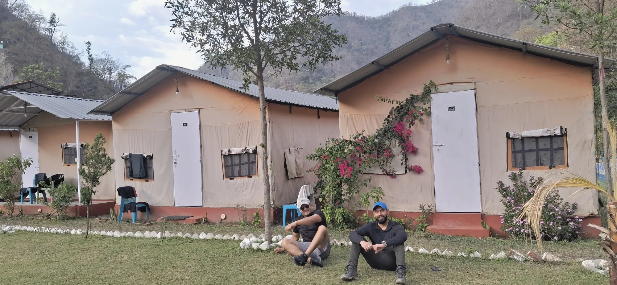 Deluxe AC Cottage at Himalayan Ganga Retreat